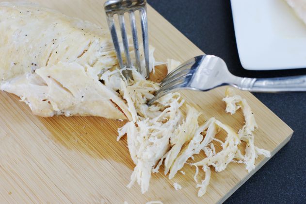 Shredded chicken — soft food after jaw surgery